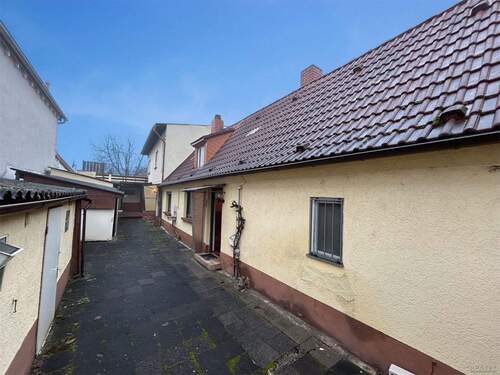 Innenhof - 6 Zimmer Einfamilienhaus zum Kaufen in Haßloch