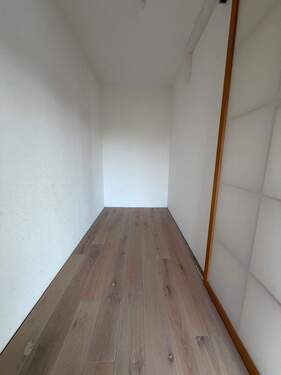 Ankleidezimmer.jpeg - 