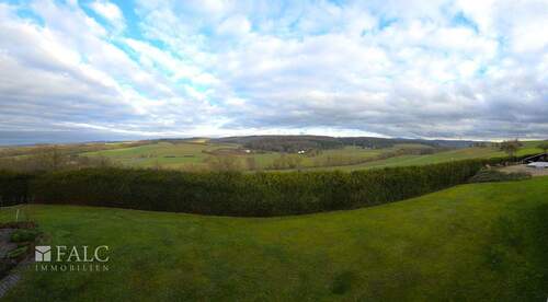 Landschaftsblick von Terrasse - 5 Zimmer Einfamilienhaus in Idstein