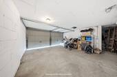Garage - 