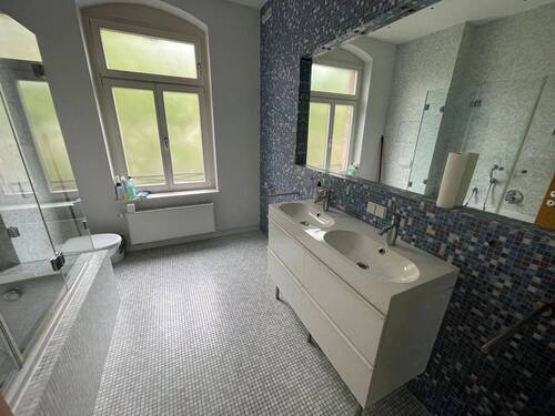 Bad mit Wanne.JPG - 
