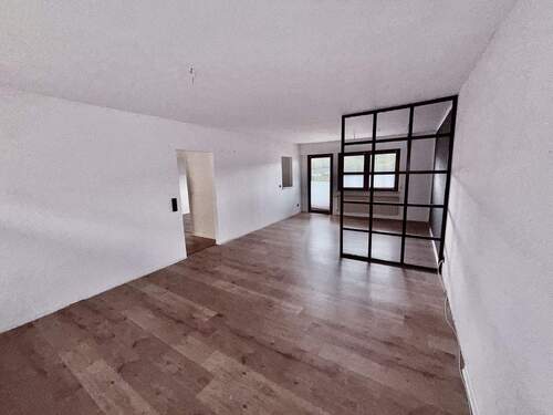 EG_Zimmer01_01 - 5 Zimmer Einfamilienhaus zum Kaufen in Netphen