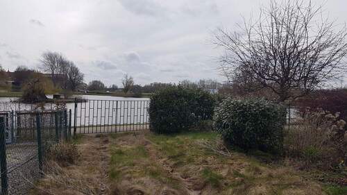 Grundstücksgrenze - 