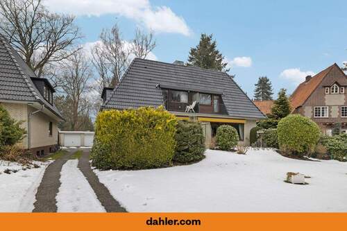 Vorderansicht - Familienfreundliche Doppelhaushälfte in begehrter Lage