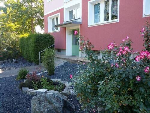 Herzlich Willkommen in Lichtentanne - Zum Wohlfühlen! - 255,00&nbsp;EUR Kaltmiete, ca.&nbsp; 46,90&nbsp;m&sup2;&nbsp;Wohnfl&auml;che