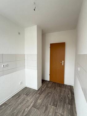 und praktischen Fliesenspiegel - Etagenwohnung mit 46,90 m&sup2; in Lichtentanne zur Miete
