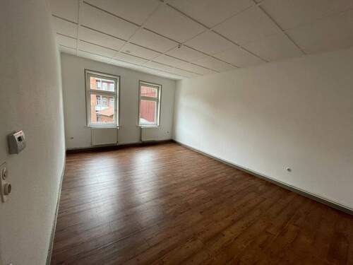 Wohnzimmer - 4 Zimmer Etagenwohnung zur Miete in Osterode