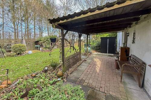 überdachter Freisitz Eingangsbereich - 4 Zimmer Einfamilienhaus zum Kaufen in Sieverstedt