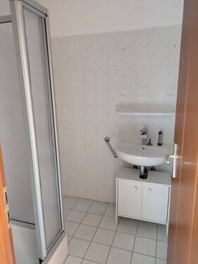 BDE4DAE6-CCF1-4C21-A4C7-CB768B566007.jpg - ***Schöne gemütliche 2-Raum Wohnung***