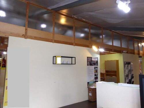 Halle mit Hochregal - Halle in Garbsen zum Kaufen