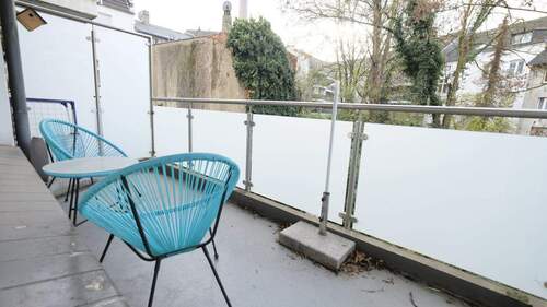 Balkon 1 - 3 Zimmer Etagenwohnung zum Kaufen in Duisburg