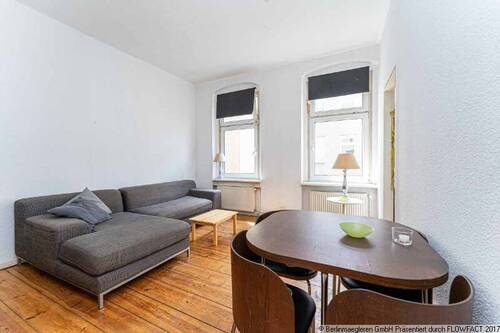Wohnbereich - 1 Zimmer Etagenwohnung zum Kaufen in Berlin