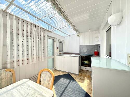 Wintergarten mit Küche - Reihenmittelhaus mit 81,80 m² in Nördlingen zum Kaufen