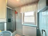 OG Bad mit Dusche - 