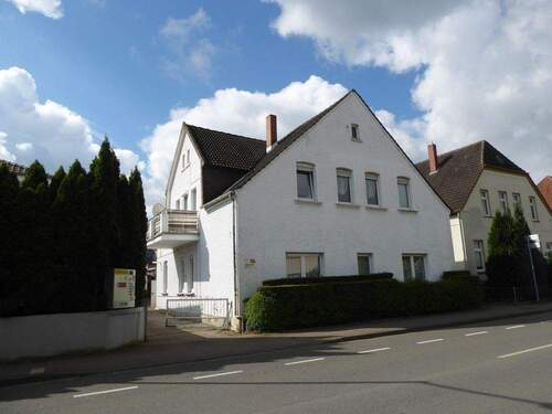 Frontseite - Bünde - Ein Haus mit Geschichte!