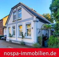 Charme und Charakter inklusive: Teilunterkellertes Wohnhaus mit Wintergarten, Sauna und Swimmingpool - Schleswig