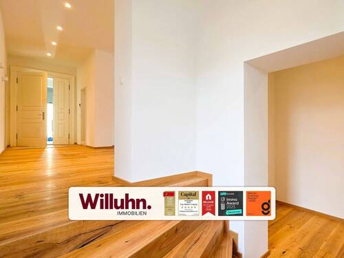 Schön geschnitten - Westbalkon 