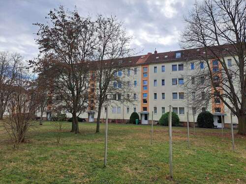 Umgebung Wohnanlage - 3 Zimmer Etagenwohnung zur Miete in Markkleeberg