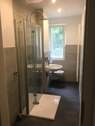Badezimmer Dusche eingeklappt - 