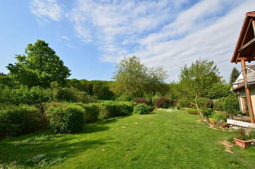 Garten - 5 Zimmer Einfamilienhaus in Regensburg