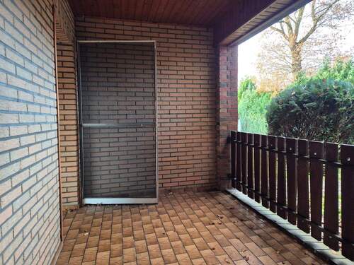 überdachter Terrassenbereich - 