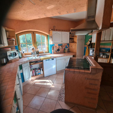 fd9eeecb-21cd-4c4a-9cf9-a81abeb72b68 - 