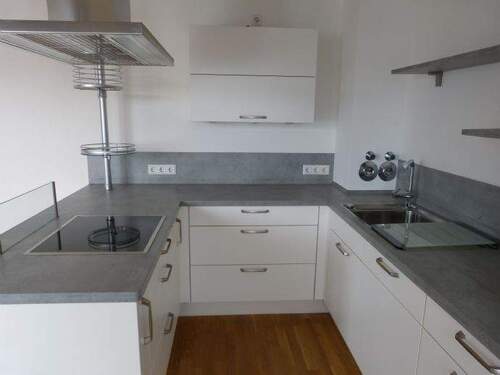 Einbauküche - 2 Zimmer Etagenwohnung in Oberasbach