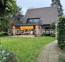 Freistehendes Einfamilienhaus in familienfreundlicher Lage nahe dem Fabritianum - Krefeld Uerdingen