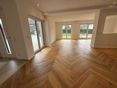 Wohn-Ess-Küchenbereich - 3 Zimmer Doppelhaushälfte in Düsseldorf