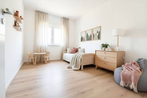 Kinderzimmer Ki möbliert - 
