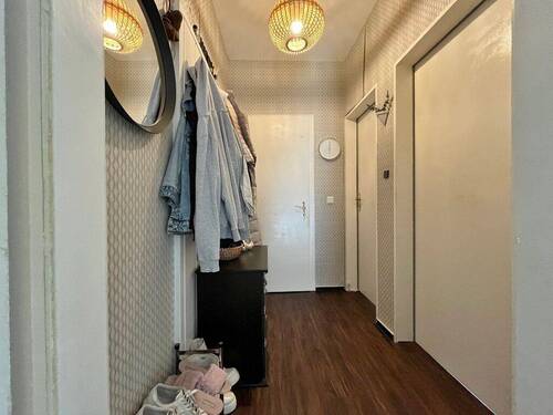 Flur Wohnung 1DG - 