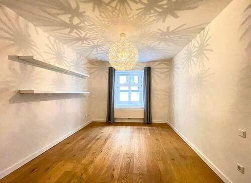 Schlafen - Etagenwohnung mit 82,50 m&sup2; in Nördlingen zur Miete