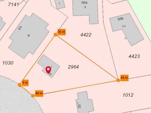 Maße (ca.) des Grundstücks - 