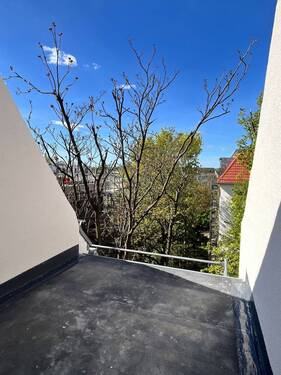 Balkon mit Weitblick - Dachgeschosswohnung mit Neubaustandard und Weitblick!