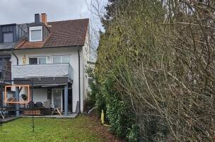 Gartenblick auf das Haus - Doppelhaushälfte mit 144,40 m&sup2; in Aschaffenburg zum Kaufen