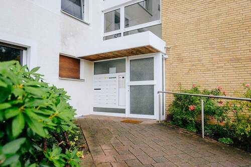 Eingangsbereich - Etagenwohnung mit 80,00 m² in BI-Sennestadt zum Kaufen