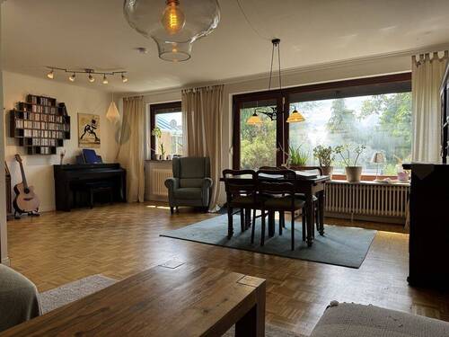 Wohn- und Esszimmer (6).JPG - 
