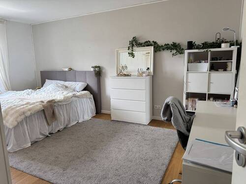 Schlafzimmer (1).JPG - 