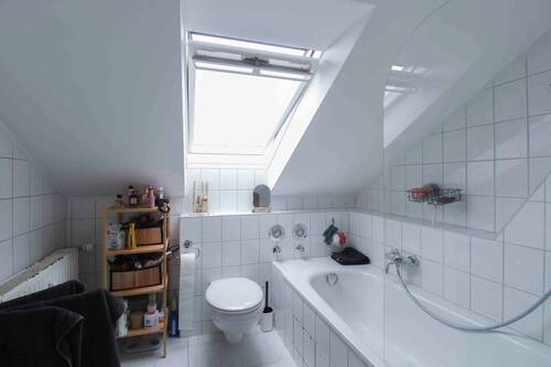 Badezimmer Dachgeschosswohnung - 