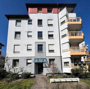 Hausansicht - 2 Zimmer Etagenwohnung zum Kaufen in Leipzig