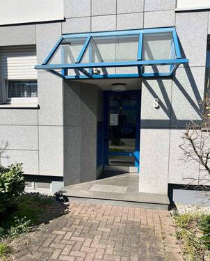 Hauseingang - 2 Zimmer Etagenwohnung in Leipzig