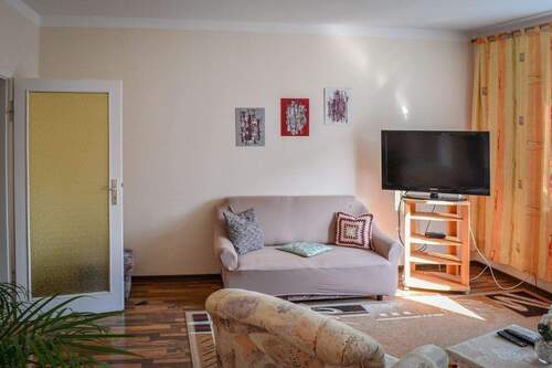 Wohnzimmer - 3 Zimmer Etagenwohnung in Görlitz