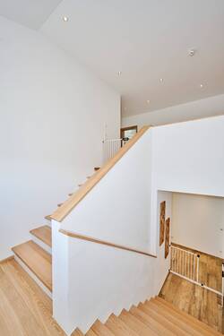  Einfamilienhaus Treppenhaus - 