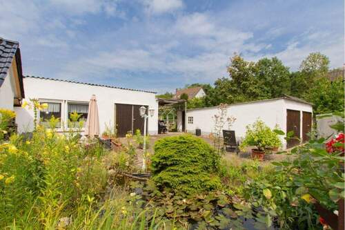 1. Terrasse - Große Doppelhaushälfte mit vielen Möglichkeiten! #2Garagen #2Familienhaus