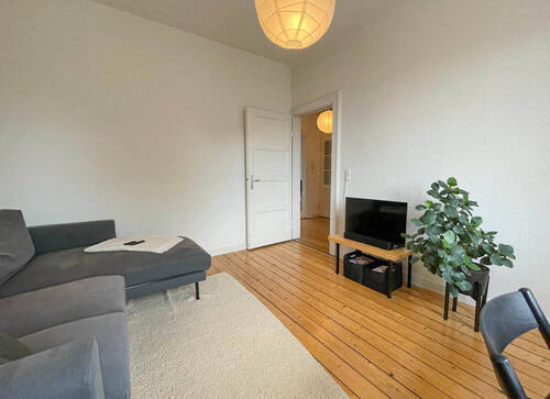 Beispielhafte Whg. - Wohnzimmer - 
