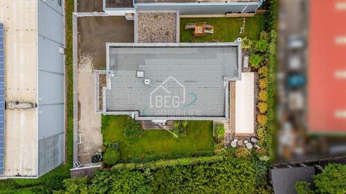 Haus oben - Halle in Talheim