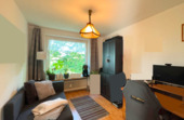 Arbeits- bzw. Kinderzimmer - 