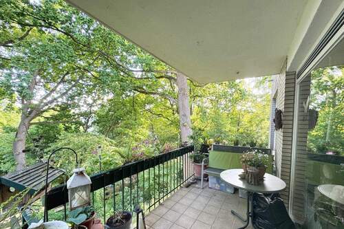 wunderschöner Balkon im Grünen - 