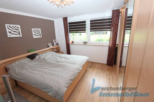 Schlafzimmer EG - Einfamilienhaus mit 168,00 m² in Wallersdorf zum Kaufen