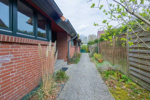 Zuwegung Eingang - 4 Zimmer Reihenmittelhaus zum Kaufen in Rendsburg